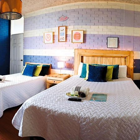 Hostal De Lucca Ciudad Guatemala Eksteriør billede