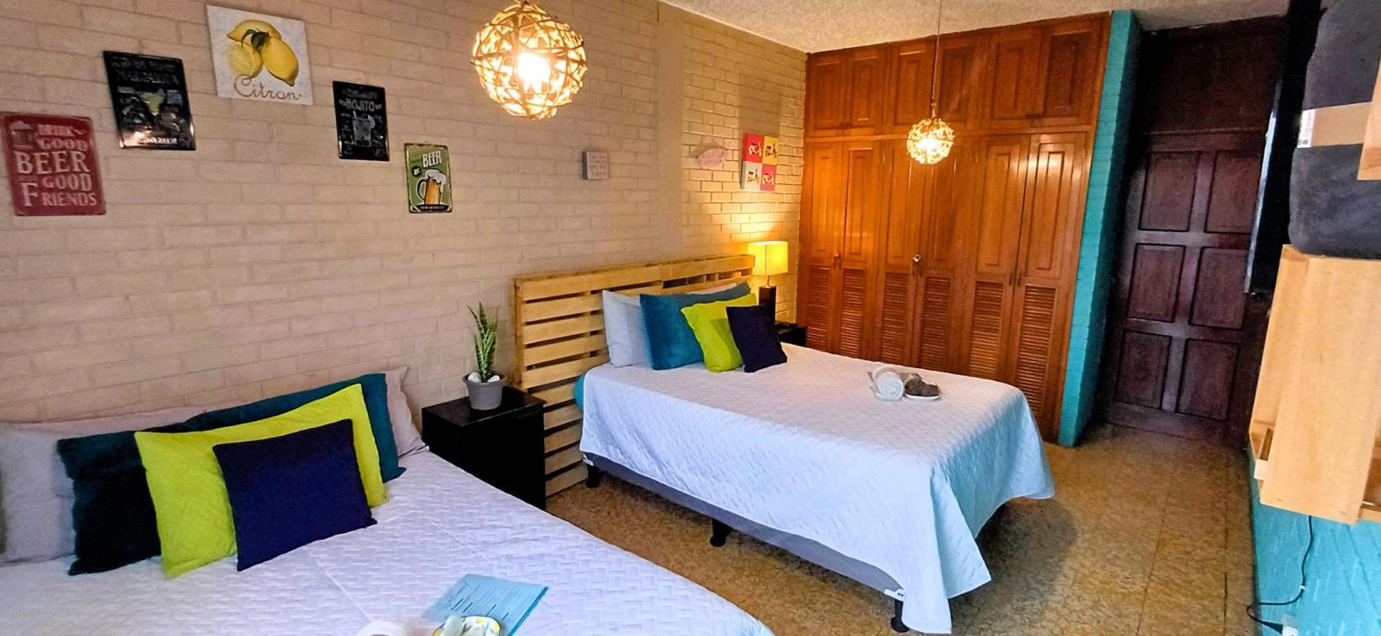 Hostal De Lucca Ciudad Guatemala Eksteriør billede