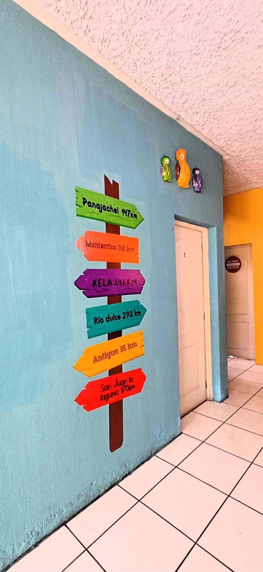 Hostal De Lucca Ciudad Guatemala Eksteriør billede